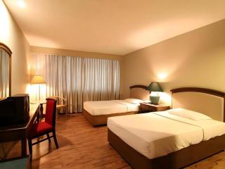 Garden Orchid Hotel - 1