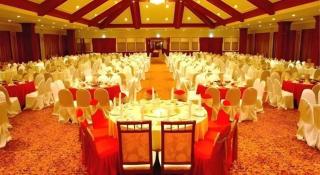 The CentrePoint Hotel - 1