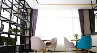 Xana Hotelle·Ji'nan Hi-tech Zone Century Avenue Tangye - 3