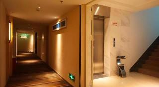 City Comfort Inn Zhanjiang Middle Renmin Avenue Dingsheng Square - 1