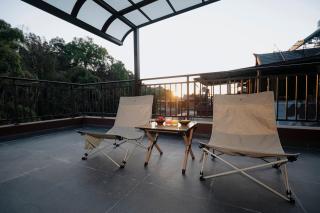 Hiding Bamboo With Vinyl Music Guesthouse - 1