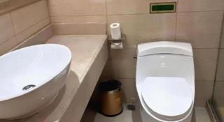 Vienna Hotel Jiangsu Zhangjiagang Passenger Terminal Station - 1