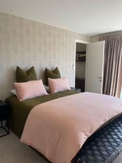 Perfection on Park Lane - 7