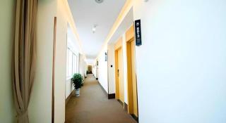 GreenTree Inn Zhangjiagang Yangshe Old Street Stadium - 1