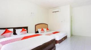 OYO 2410 Intan Hotel - 1