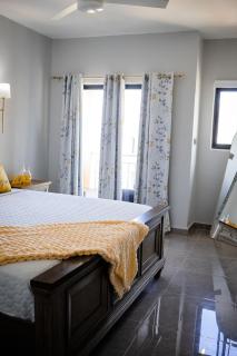 Gated Runaway Bay Townhome with Pool Near Beach - 6