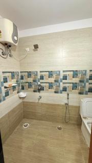 Casa Satya Stays - Calm 3 BHK Hill side Park View - 5