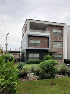 Akwaaba8 Near Beach & Airport - 9