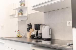 Two Modern Apartments Comfortable Stay for Groups - 5