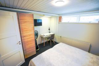 Central Basement House for 4people with full kitchen & free parking - 6