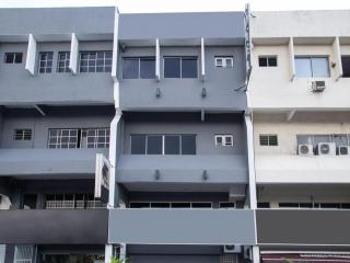 OYO 147 De Uptown Hotel Damansara Utama - 0