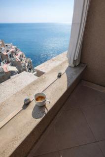 Апартамент с изглед към морето в Ла Мер - 2