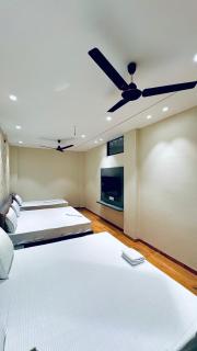 Rukkmannie Holiday Inn - 0