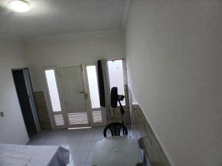 Suíte ampla com entrada independente - 5