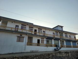 Hotel Himalayan Peak - 7