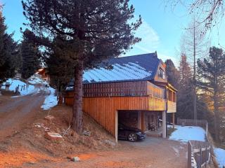 NEU Falkert Lodge - großzügiger Retreat auf 1880m - Zirbensauna - WLAN - 170m2 - 6