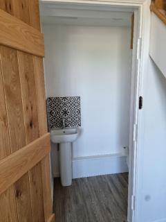 Castle View Cottage stunning views and private woodland - 7