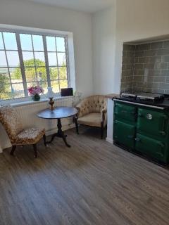 Castle View Cottage stunning views and private woodland - 7