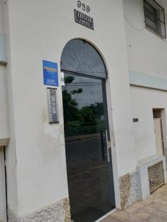 Kitnet no Centro Garagem, ar e Wi-Fi - 3