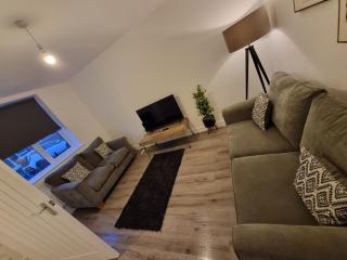 Comfortable 2-Bedroom Barwell Home A with Free Parking - 7