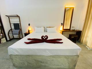 Hikkaduwa City Penthouse - 1