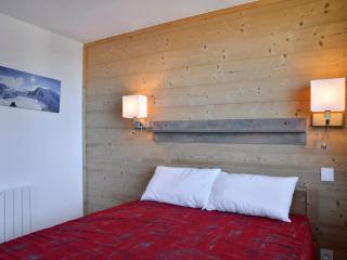 Appartement Rénové avec Balcon, Proche Pistes et Commodités, 11 Pers., La Plagne - FR-1-181-1906 - 1