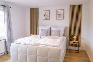 Modernes 100 qm Apartment mit 2 Schlafzimmern - 0