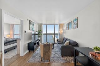 Luxe Stay Water & City View in Downtown Ft Myers - 0