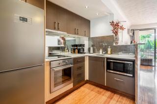 Comfy Apt - Pool, BBQ, Close to the Beach and Cafes - 6