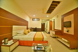 Hotel Royal Embassy - 4