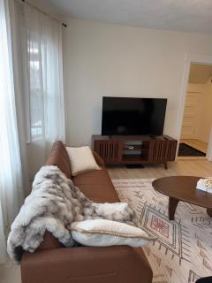 Modern 2BR Getaway Near Revere Beach - 0