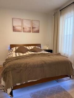 Modern 2BR Getaway Near Revere Beach - 2