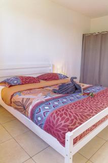 Kaz Pilea, villa jardin calme , 8 personnes - 2