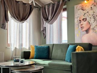 Hemeras Luxury Apartment - 6