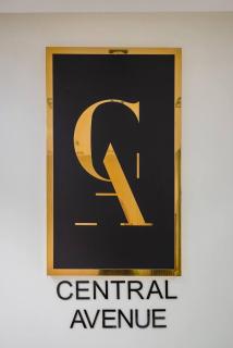 CENTRAL Avenue - 4