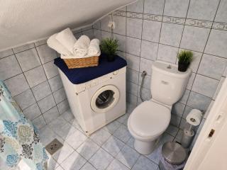 Yianni's apartment - 6
