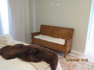 Rustic Hills 37 Self-Castering - 4