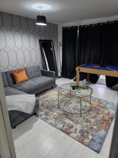 2 bed Smart Stay in Five Ways - 1