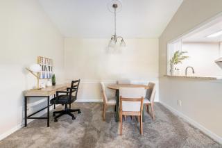 Landing Stunning 2BD Tennis Court Gym - 7