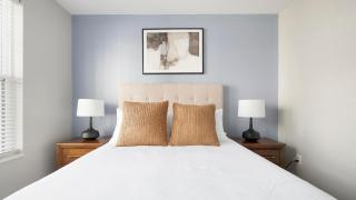 Landing Stylish 1BD Courtyard Gym - 2