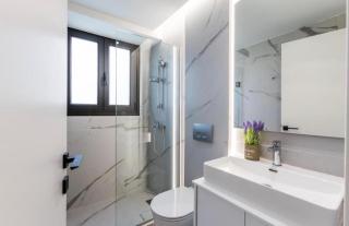 Aqua Vista Varkiza, Pool & Private - 3