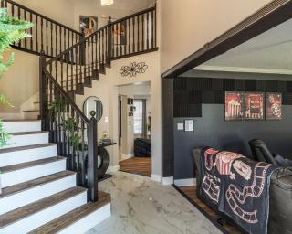 Stylish Oasis Modern Living - 9