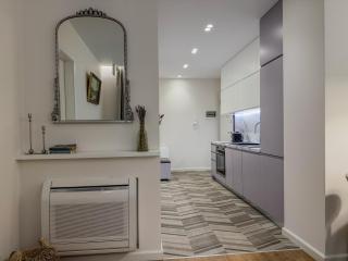 Lalas Central Tirana Apartments 3 - 5