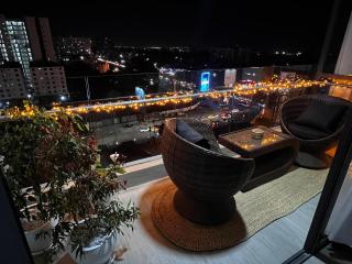 Afrobohemian Home with City Views in Kilimani - 8