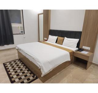 Perfect EURO Home - New Delhi Best & Prime Location Main Bazar - 7