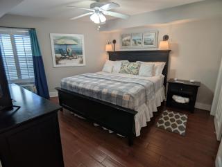 Gulf Balcony - Boutique Comforts & 2 King Suites - 2