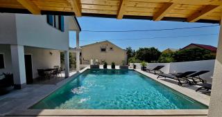 Mare`s Private House 1st floor with Pool - 5