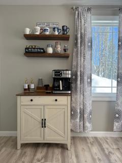 Husky Hideaway Near Pictured Rocks & Trail 8 - 2