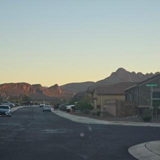 Modern Desert Retreat w AC & Mountain Views - 1