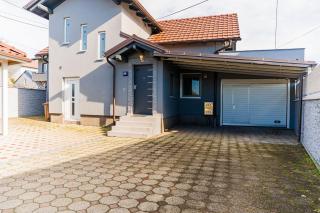 Flex SelfCheckIns 200 - Zagreb - 3 Bedrooms - Two-Story House - 8